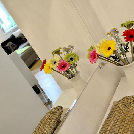 Ferienwohnung Im Univiertel Mit Garten กราซ ภายนอก รูปภาพ