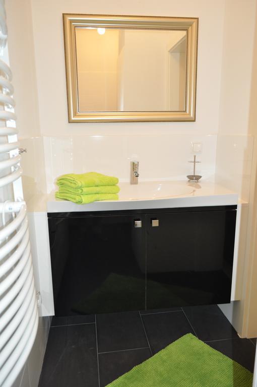 Ferienwohnung Im Univiertel Mit Garten กราซ ภายนอก รูปภาพ