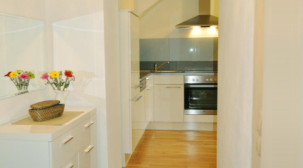 Ferienwohnung Im Univiertel Mit Garten กราซ ภายนอก รูปภาพ